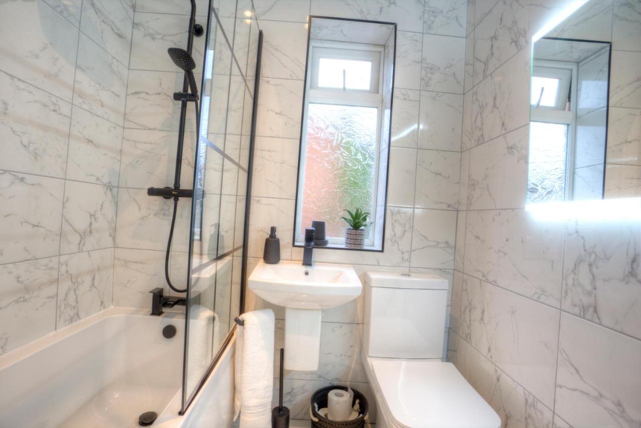 The Belfast Boutique Central Cozy Sleeps7 (Adults Only) Ngoại thất bức ảnh