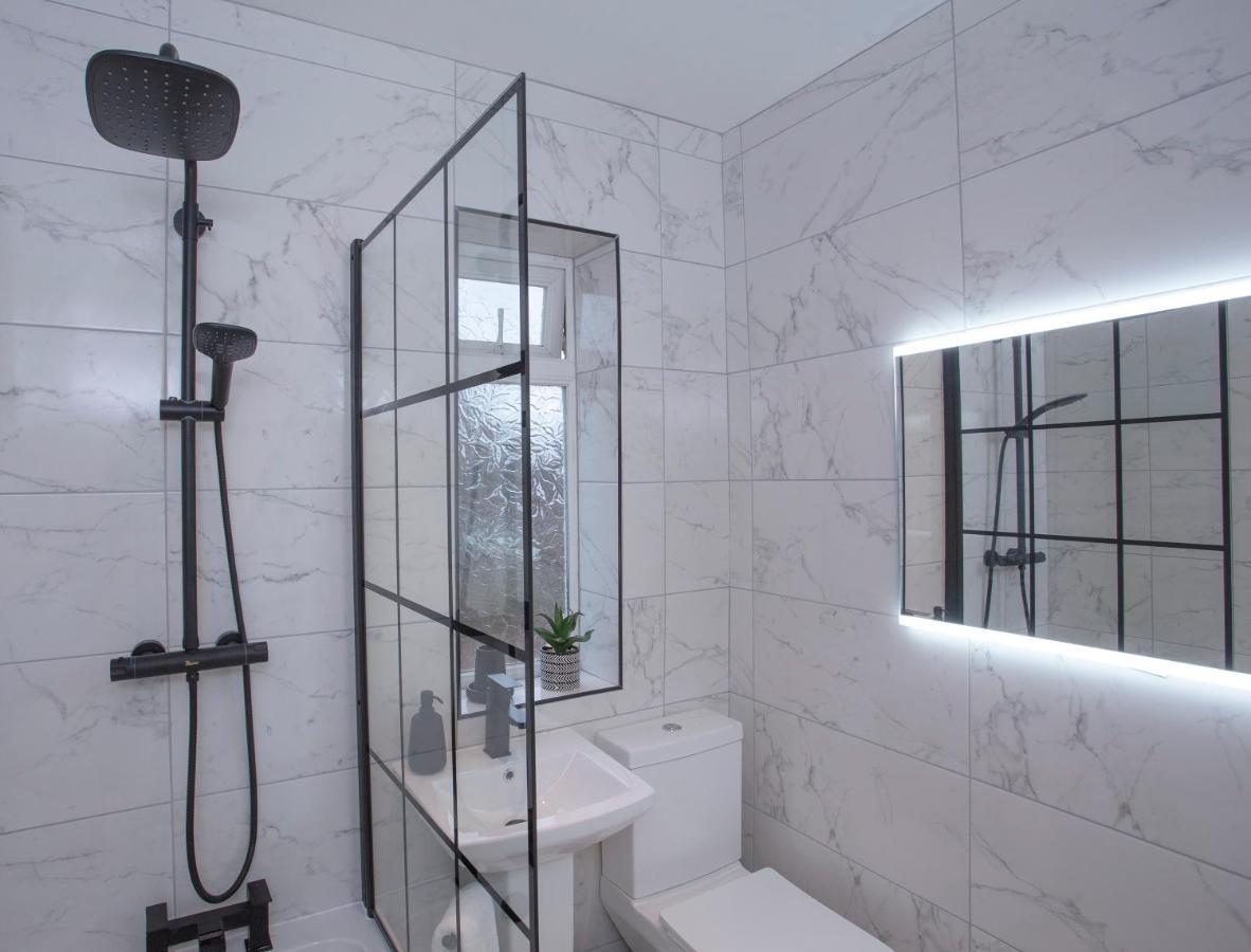 The Belfast Boutique Central Cozy Sleeps7 (Adults Only) Ngoại thất bức ảnh