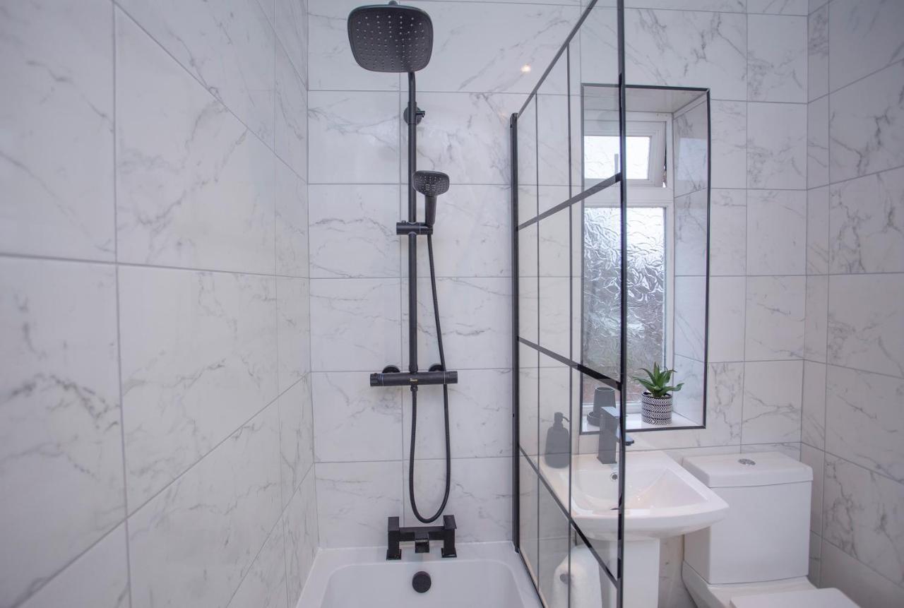The Belfast Boutique Central Cozy Sleeps7 (Adults Only) Ngoại thất bức ảnh
